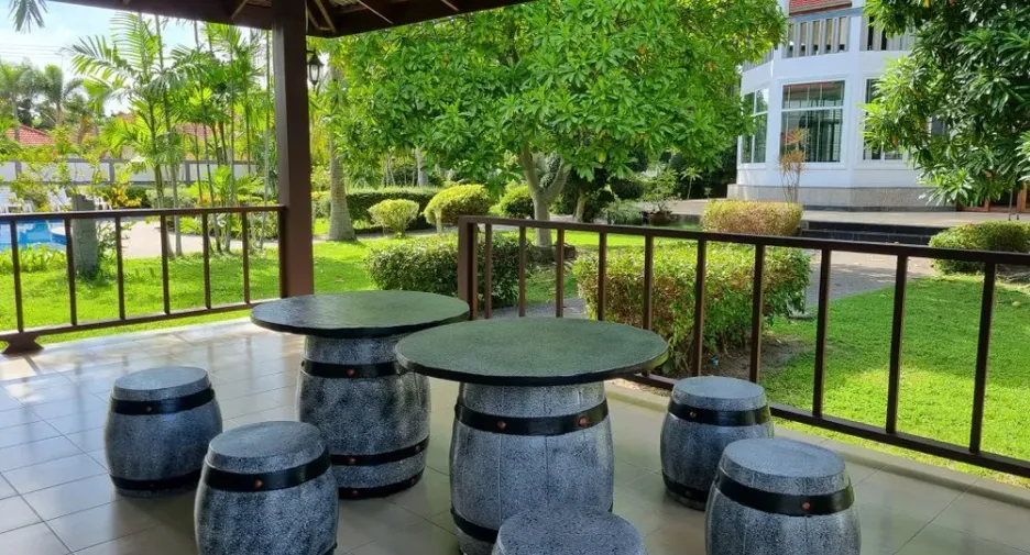 For sale and for rent 6 bedrooms villa in Hua Hin, Prachuap Khiri Khan