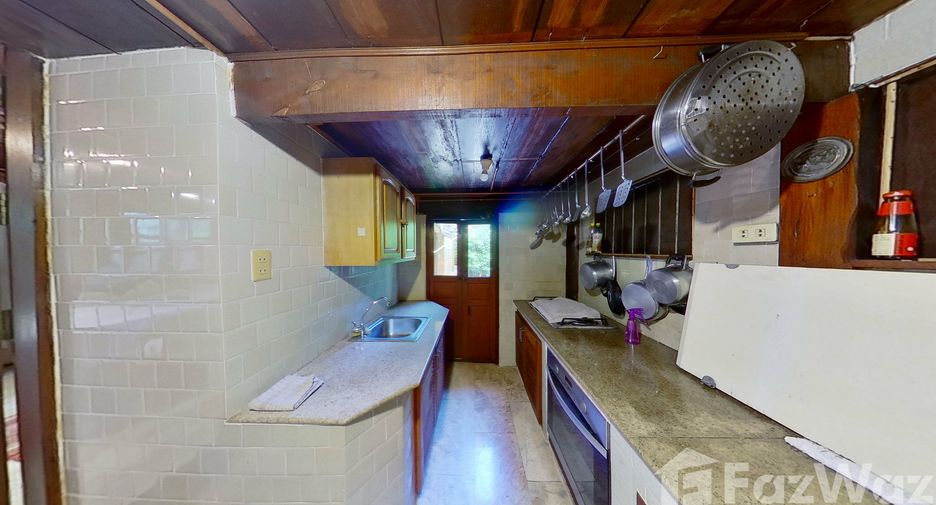 For sale 3 bedrooms house in Saraphi, Chiang Mai