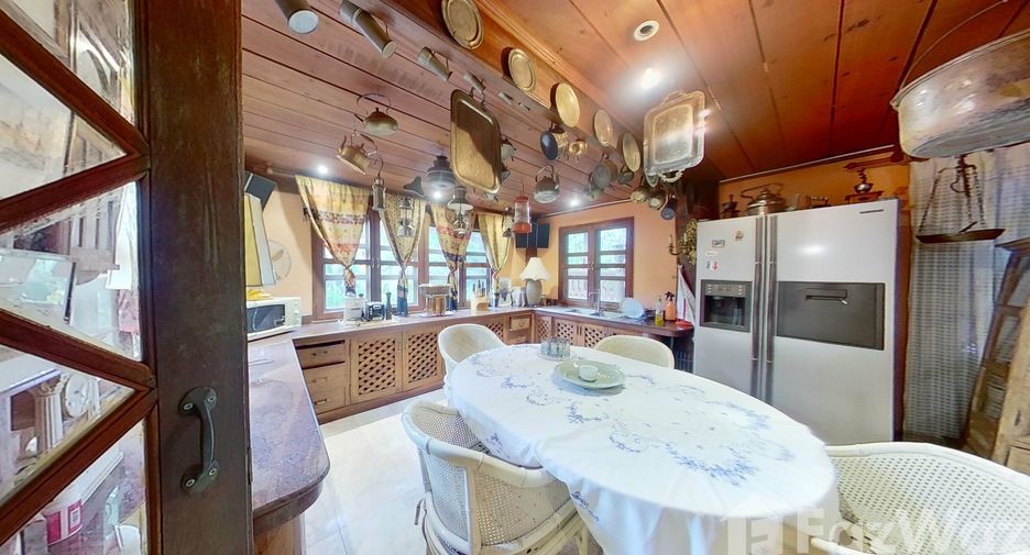 For sale 3 bedrooms house in Saraphi, Chiang Mai