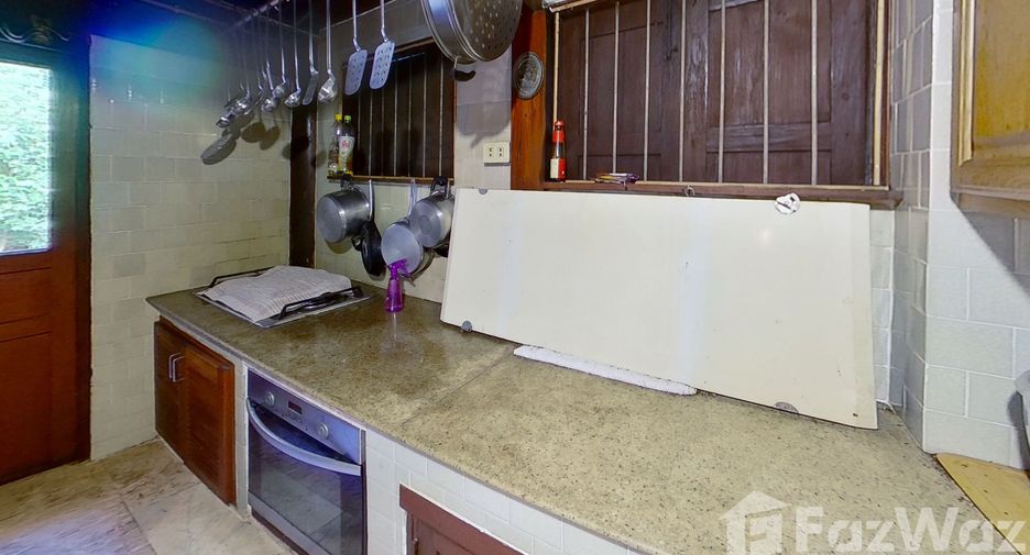 For sale 3 bedrooms house in Saraphi, Chiang Mai