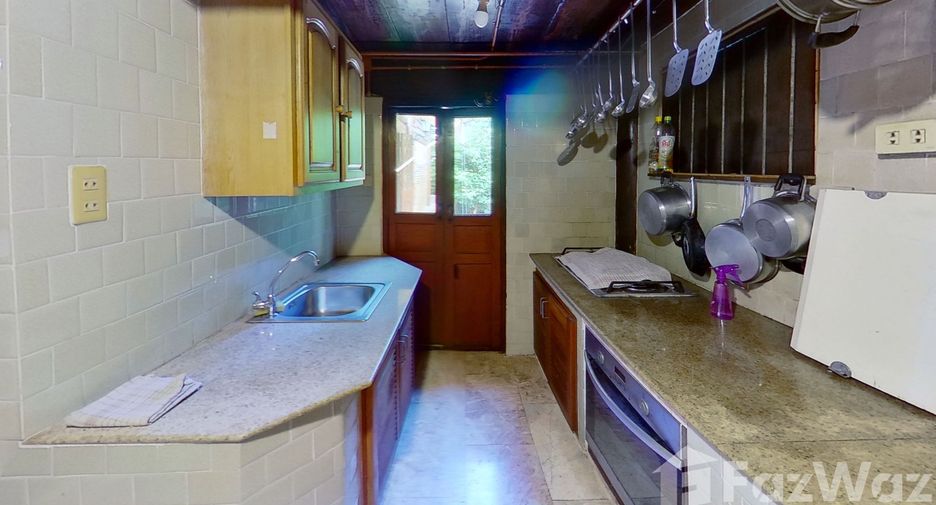 For sale 3 bedrooms house in Saraphi, Chiang Mai