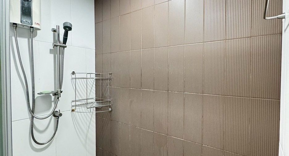 For sale 1 bed condo in Watthana, Bangkok