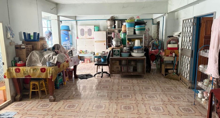 For sale 7 bedrooms retail Space in Mueang Chiang Mai, Chiang Mai
