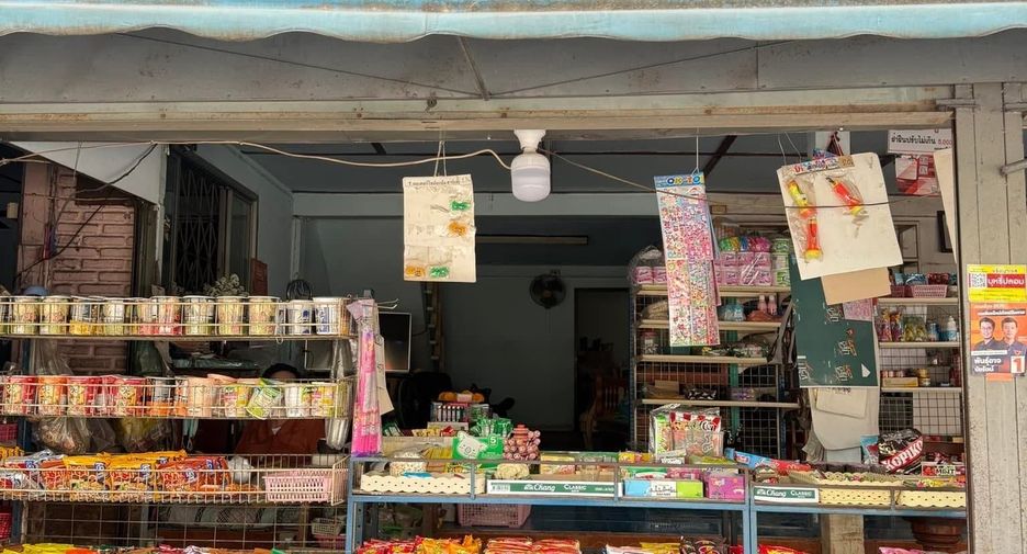 For sale 7 bedrooms retail Space in Mueang Chiang Mai, Chiang Mai