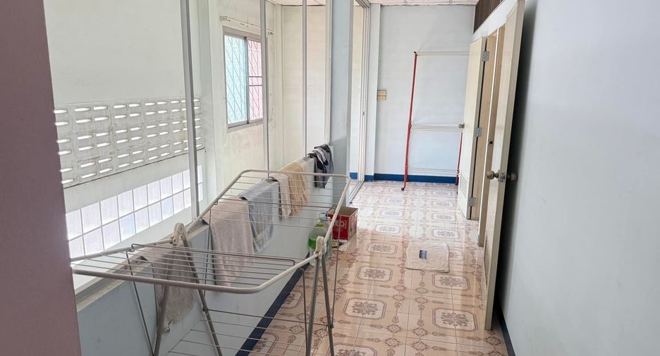 For sale 7 bedrooms retail Space in Mueang Chiang Mai, Chiang Mai
