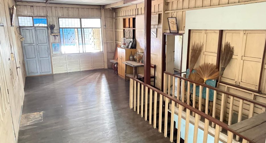 For sale 7 bedrooms retail Space in Mueang Chiang Mai, Chiang Mai