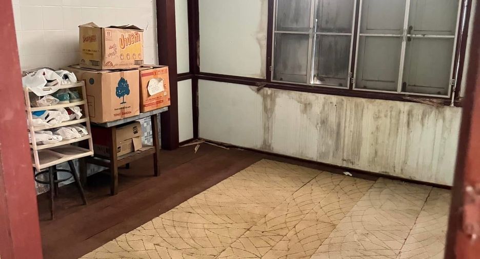 For sale 7 bedrooms retail Space in Mueang Chiang Mai, Chiang Mai