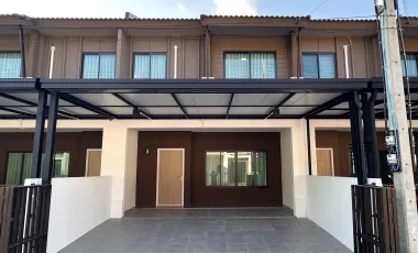 For rent 3 bedrooms townhouse in Mueang Chiang Mai, Chiang Mai