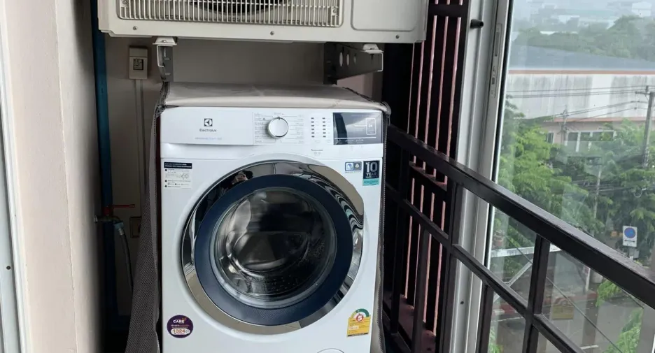 For sale 2 bedrooms condo in Lat Phrao, Bangkok