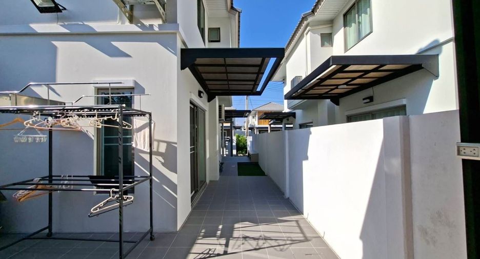For sale 3 bedrooms house in Bang Lamung, Chonburi