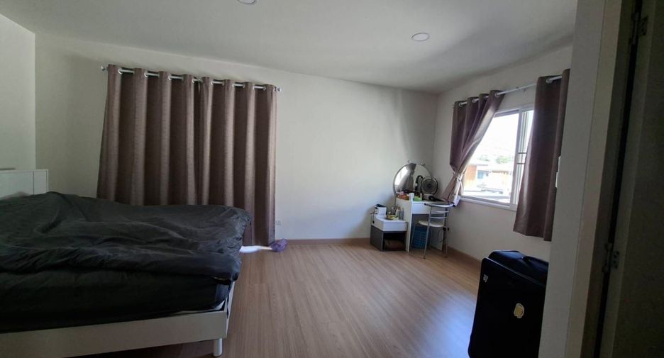 For sale 3 bedrooms house in Bang Lamung, Chonburi