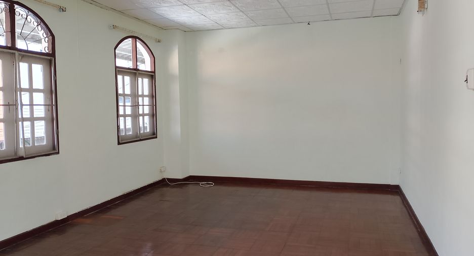 For sale 3 bedrooms townhouse in Mueang Chiang Mai, Chiang Mai