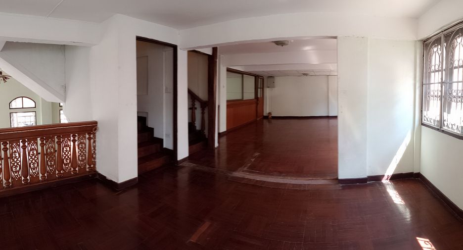 For sale 3 bedrooms townhouse in Mueang Chiang Mai, Chiang Mai