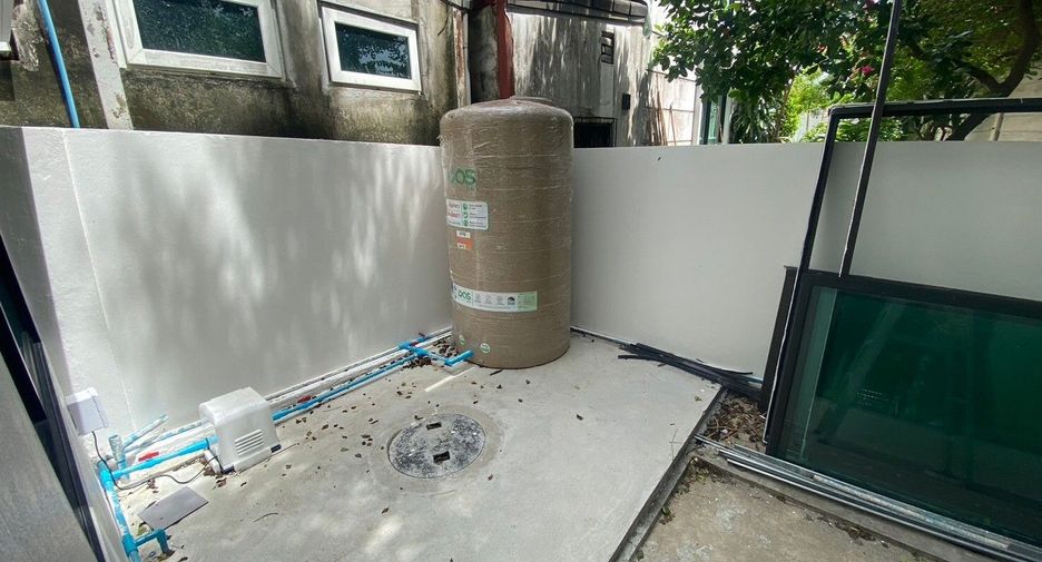 出售 3 卧室 联排别墅 在 Suan Luang, 曼谷