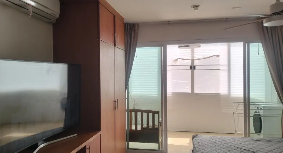 For sale studio condo in Bang Lamung, Chonburi