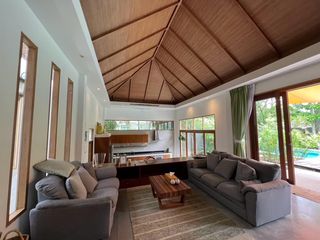 Villa en venta y en alquiler de 3 habitaciones en Mueang Phuket, Phuket