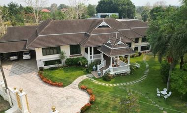 Villa zum Kauf mit 6 Zimmer in Mae Rim, Chiang Mai