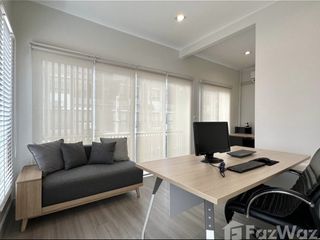For sale and for rent 4 bedrooms townhouse in Khlong Sam Wa, Bangkok