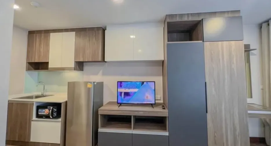 À louer studio condo à Bangkok Noi, Bangkok