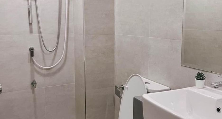 For rent studio condo in Bangkok Noi, Bangkok