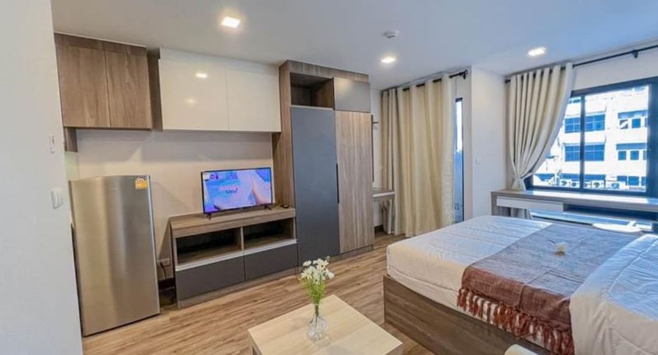 For rent studio condo in Bangkok Noi, Bangkok