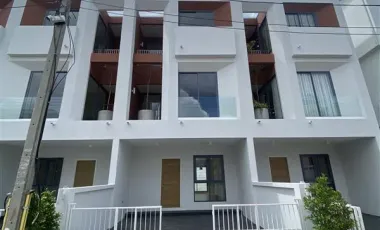 Casa adosada en venta de 1 habitaciones en Hang Dong, Chiang Mai