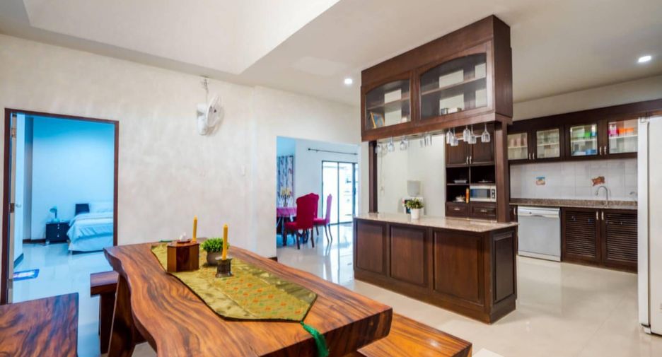 Casa en venta de 5 habitaciones en Hua Hin, Prachuap Khiri Khan