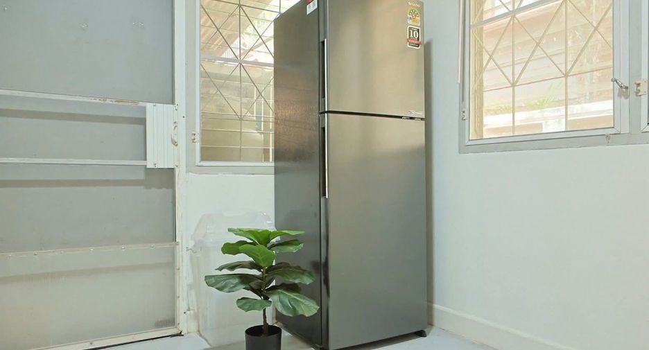For rent 2 bedrooms townhouse in Mueang Chiang Mai, Chiang Mai
