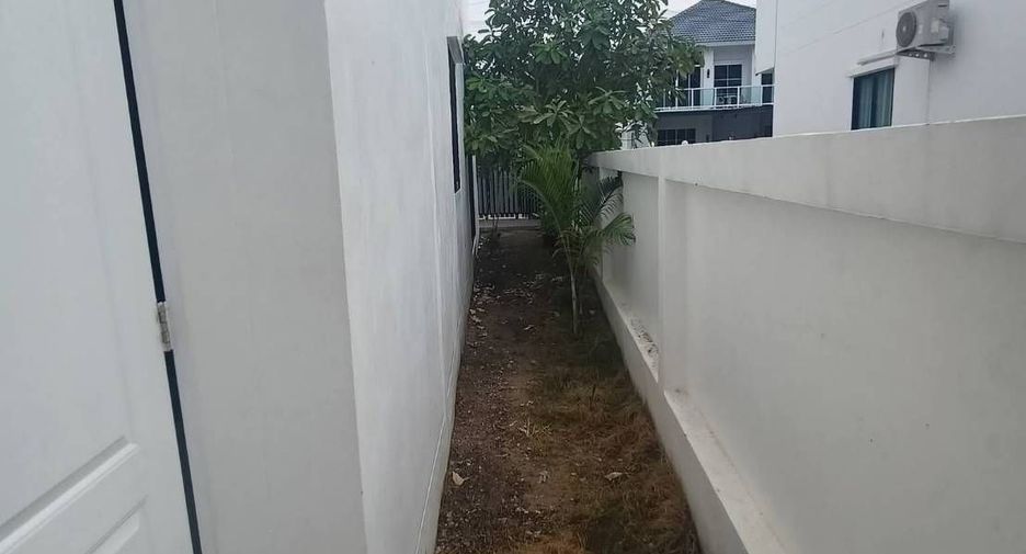 Haus zur Miete mit 2 Zimmer in Bang Lamung, Chonburi