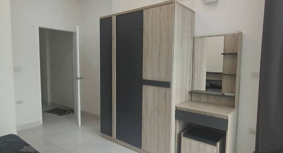 Haus zur Miete mit 2 Zimmer in Bang Lamung, Chonburi