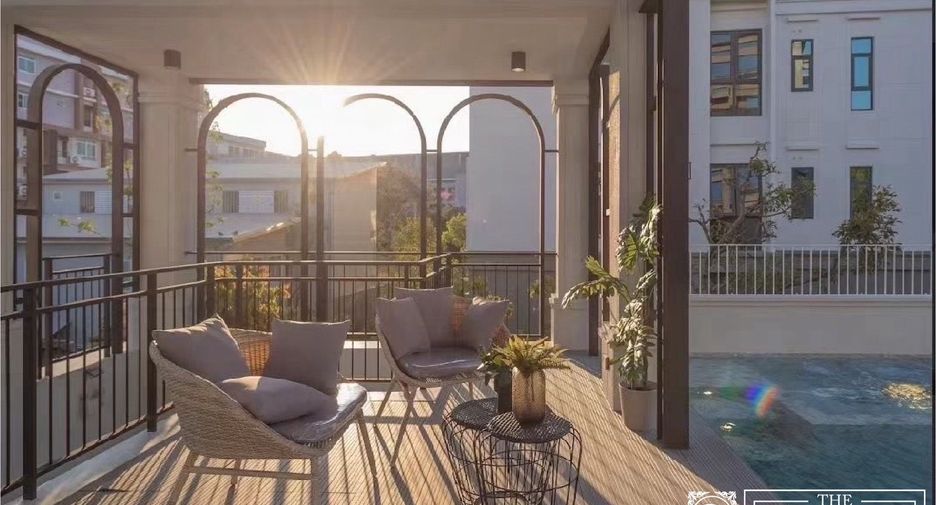 For sale 2 bedrooms condo in Mueang Chiang Mai, Chiang Mai