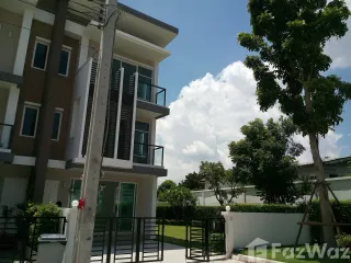 For sale 3 bedrooms townhouse in Lak Si, Bangkok