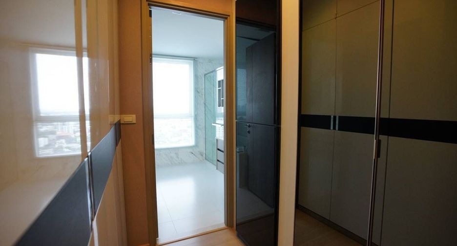 À vendre et à louer 2 chambres condo à Watthana, Bangkok