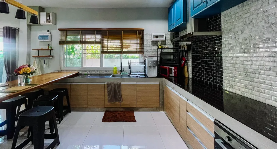 For sale and for rent 4 bedrooms house in Hua Hin, Prachuap Khiri Khan