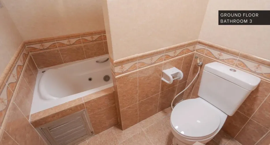 À vendre 4 chambres villa à San Sai, Chiang Mai