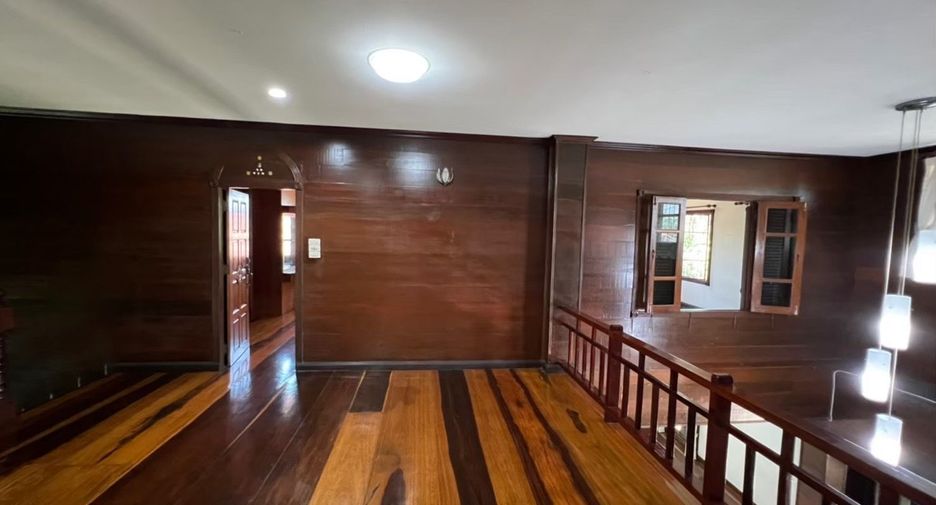 Casa en venta de 7 habitaciones en Thawi Watthana, Bangkok