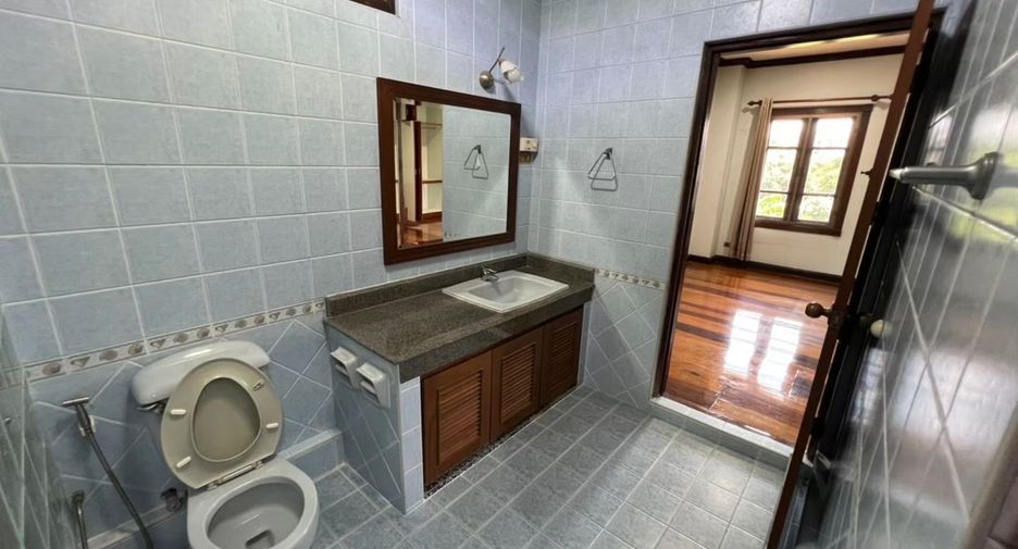 Casa en venta de 7 habitaciones en Thawi Watthana, Bangkok