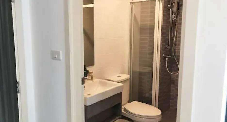 Wohnung zum Kauf mit 2 Zimmer in Mueang Samut Prakan, Samut Prakan