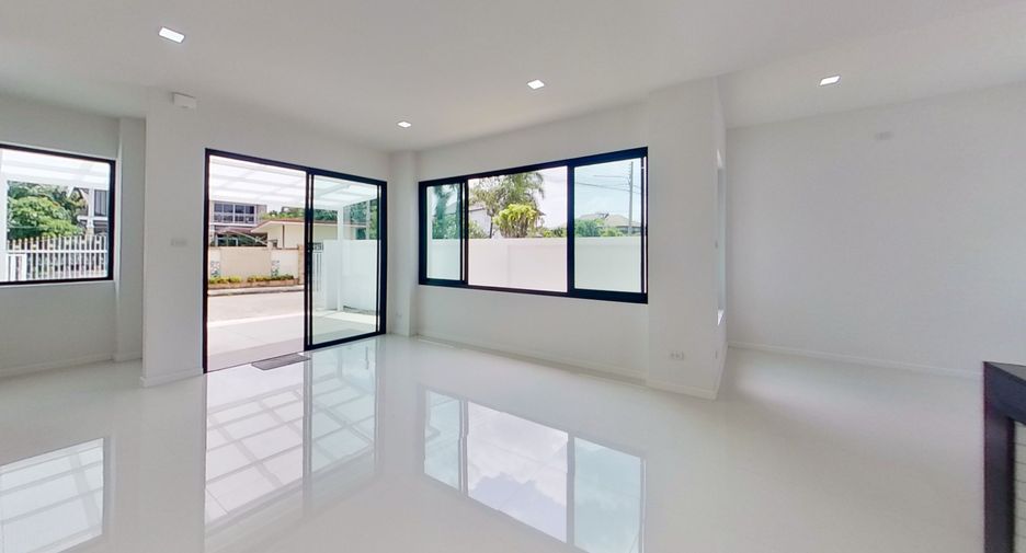 For sale 3 bedrooms house in Hang Dong, Chiang Mai