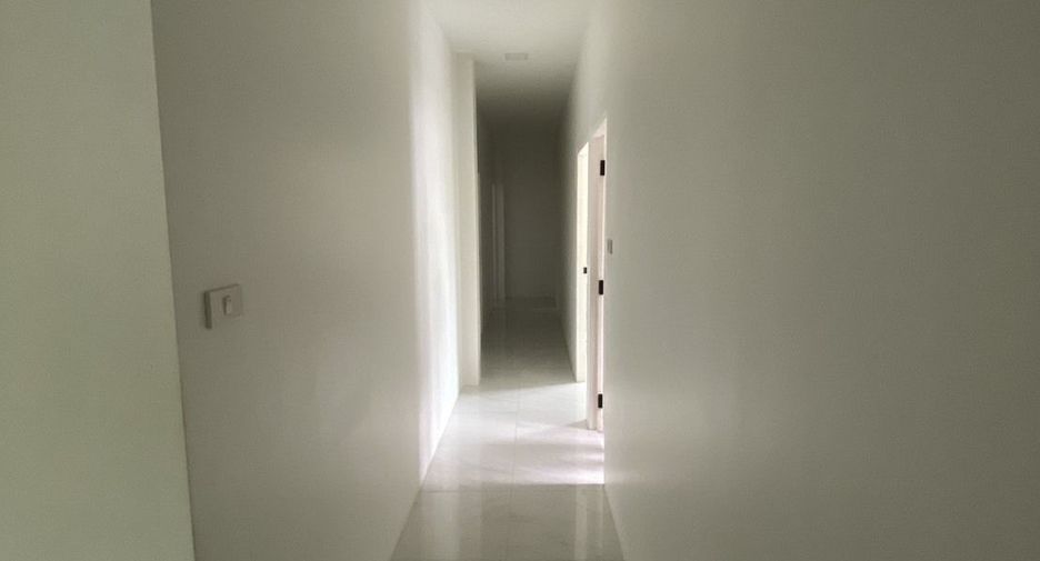 For sale 6 bedrooms house in Doi Saket, Chiang Mai