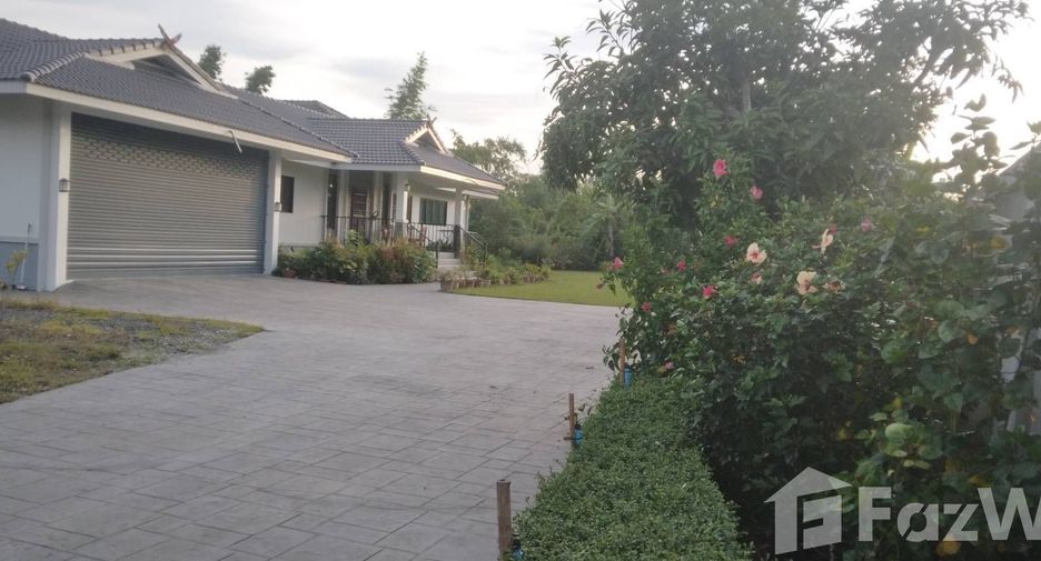 For sale 6 bedrooms house in Doi Saket, Chiang Mai