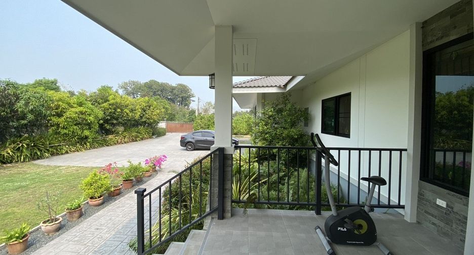 For sale 6 bedrooms house in Doi Saket, Chiang Mai