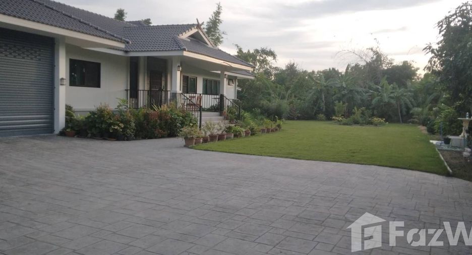 For sale 6 bedrooms house in Doi Saket, Chiang Mai
