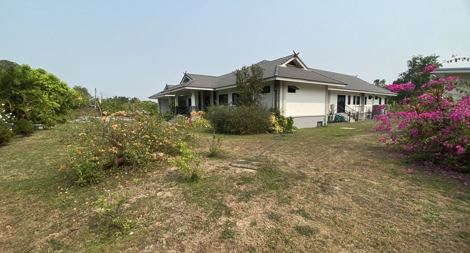 For sale 6 bedrooms house in Doi Saket, Chiang Mai