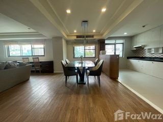 For sale 3 bedrooms condo in Watthana, Bangkok