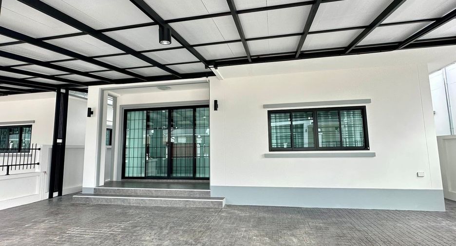 For rent 4 ベッドルーム house in Saraphi, Chiang Mai