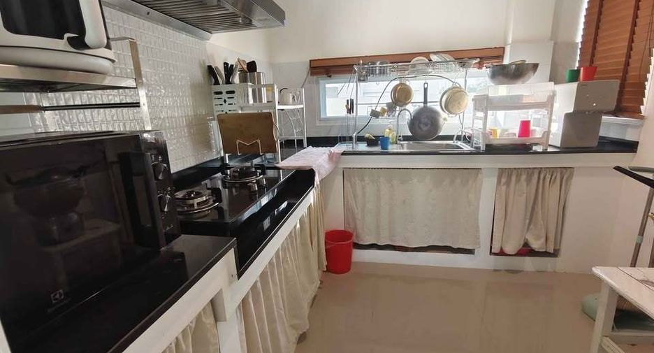 For rent 3 bedrooms house in Doi Saket, Chiang Mai