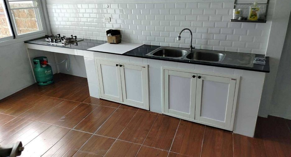 For rent 4 bedrooms house in Hua Hin, Prachuap Khiri Khan