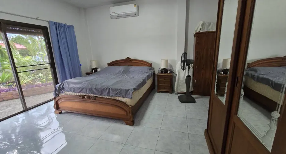 For sale 3 bedrooms house in Hua Hin, Prachuap Khiri Khan