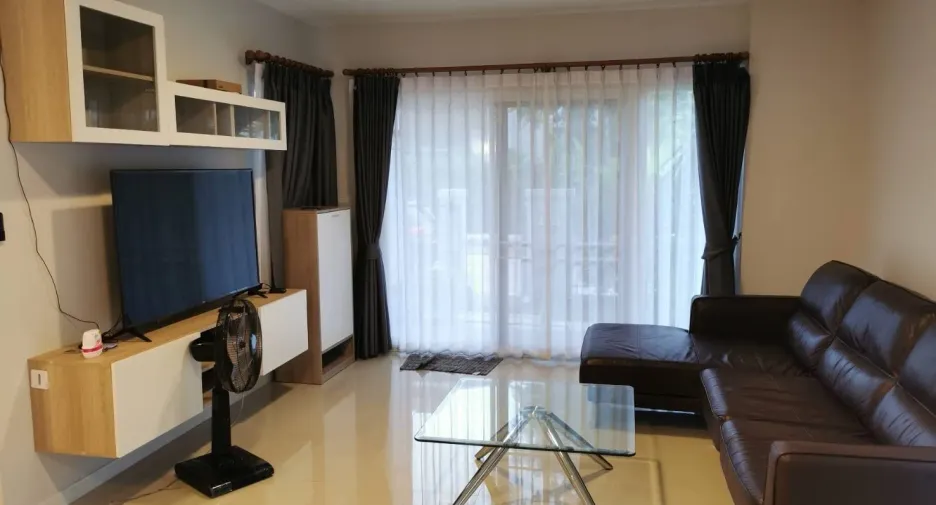 For rent 3 bedrooms house in Mueang Chiang Mai, Chiang Mai